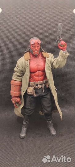 Mezco One:12 Hellboy 2019