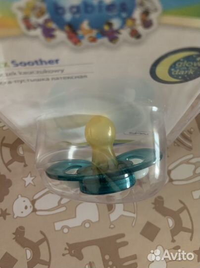 Пустышка-соска Canpol babies latex 0-6 мес