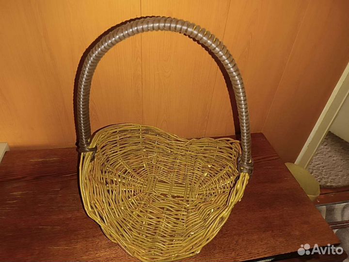 Плетеные корзинки из ивы