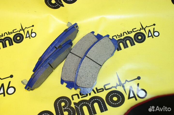 Колодки тормозные передние Митсубиши Аутлендер