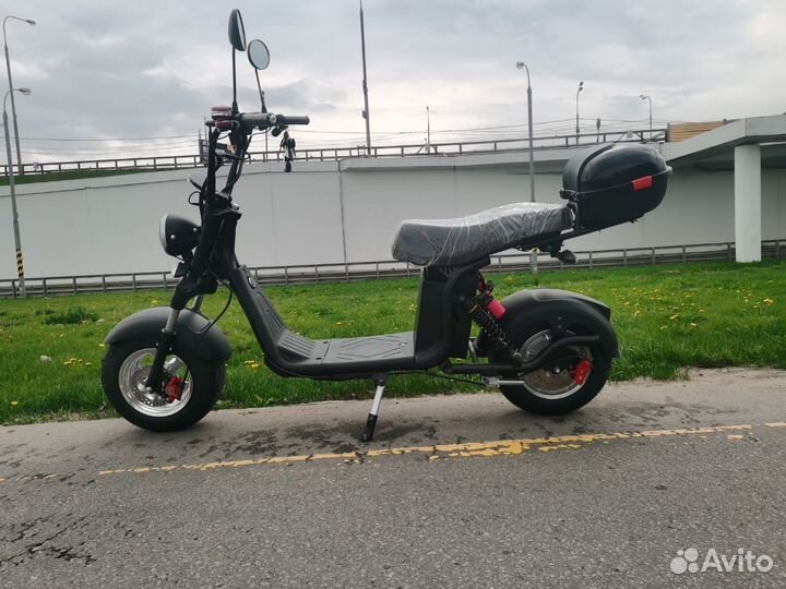 Электроскутер M10