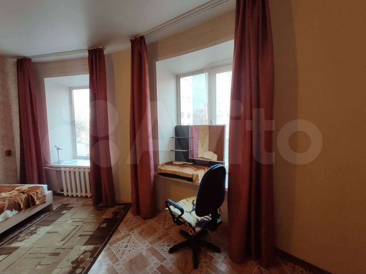 4-к. квартира, 82 м², 3/5 эт.