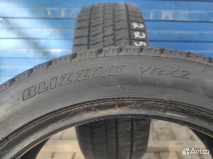 Bridgestone Blizzak VRX2 225/45 R17 92Q