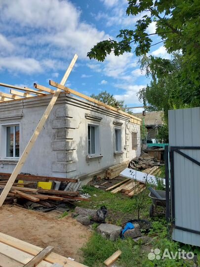 Бригада строителей