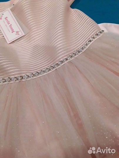Платье на девочку рост 140