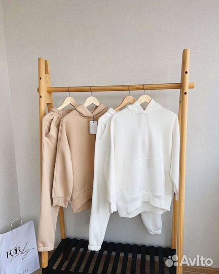 Спортивный костюм женский