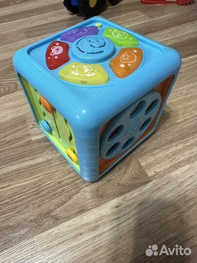 Развивающие игрушки