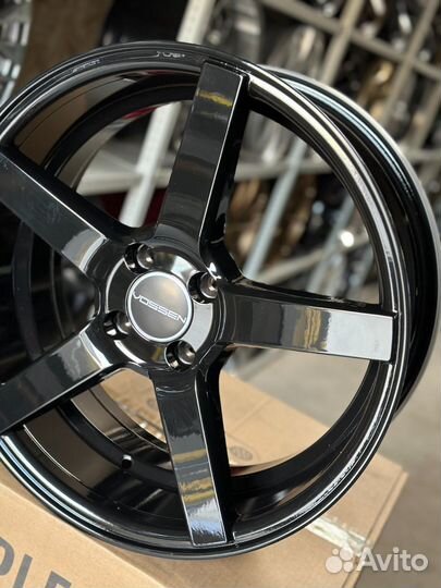 Диски Vossen CV3 R17 7j ET+40 4*100