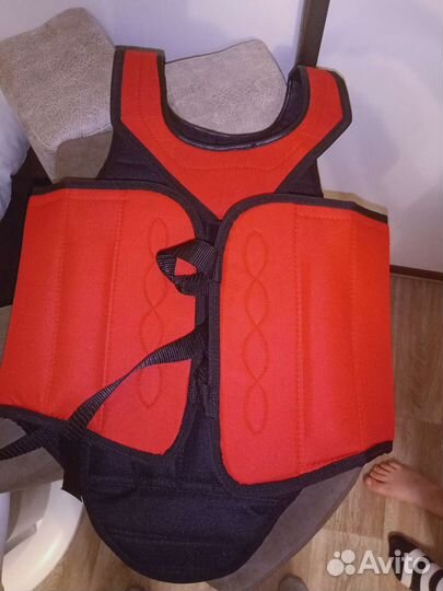 Защитный жилет