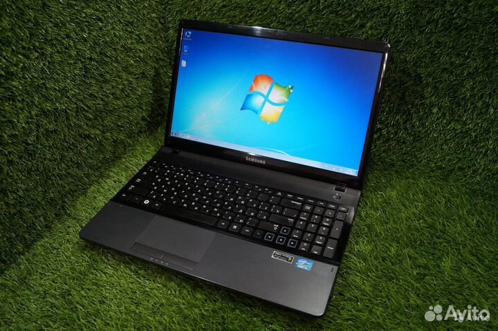 Samsung с матовым экраном в идеальном состоянии