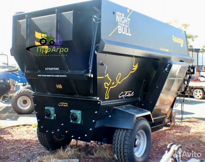 Миксер-кормораздатчик Celikel Brassus H8, 2023