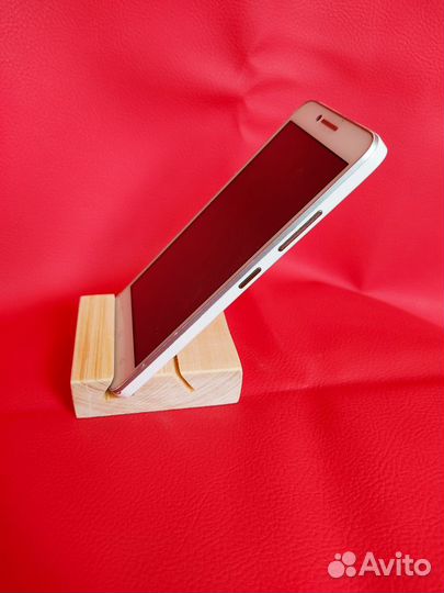 Подставка для телефона