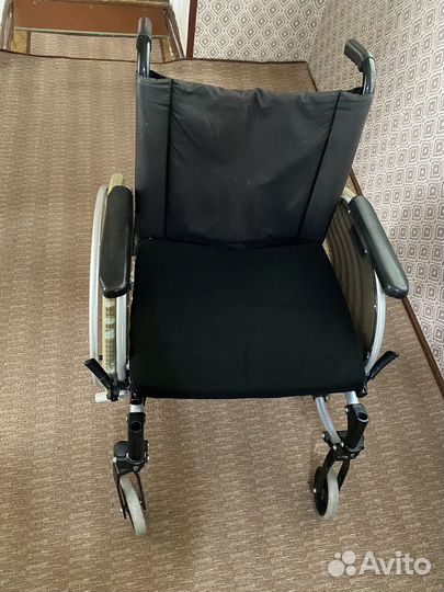 Инвалидная коляска