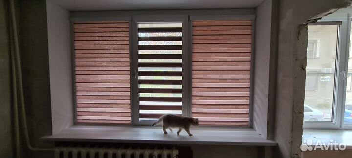 Рулонные шторы зебра стандарт коричневый