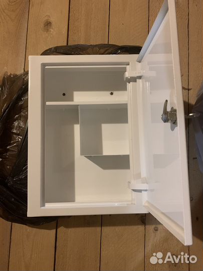 Сейф медицинский