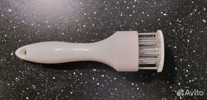 Инструмент (тендерайзер) для размягчения мяса