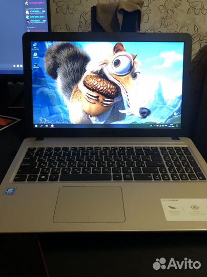 Asus VivoBook D540MA