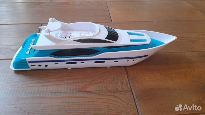 Колонка яхта