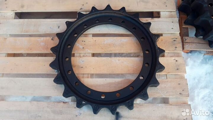 Звезда ведущая экскаватора Hitachi ZX200-3