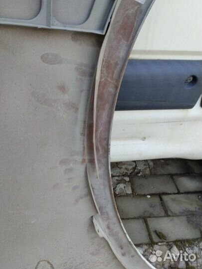 Крыло переднее левое Volkswagen Touareg 2007-2010