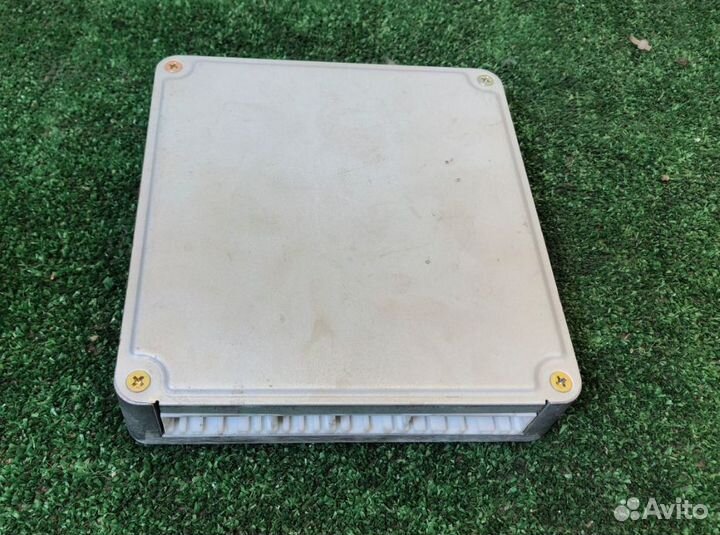 Блок управления двигателем Celica 89661-2D490 3SGE