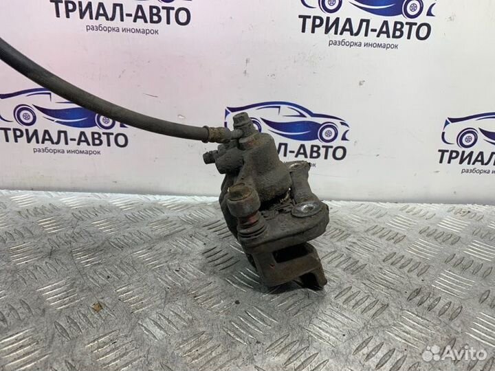 Суппорт передний правый Hyundai ix35