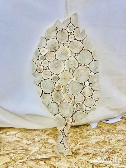 Панно из можжевельника