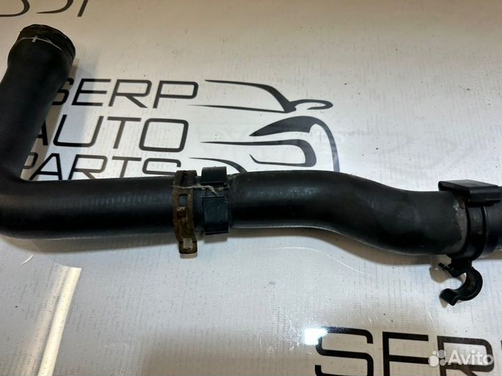 Патрубок системы охлождения Volkswagen Touareg 7L