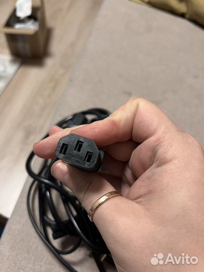 Провода питания, micro usb и блок питания usb