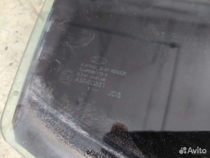 Стекло заднее правое Киа Сид 13 год Хэтч