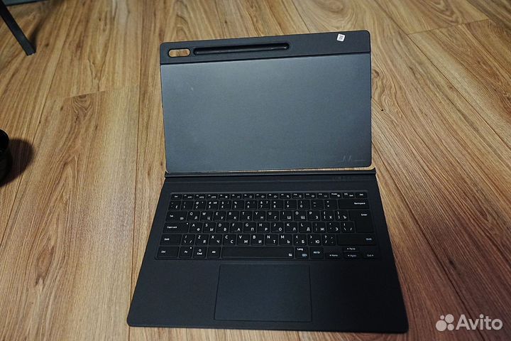 Чехлы-клавиатуры для Samsung Galaxy Tab S8 Ultra