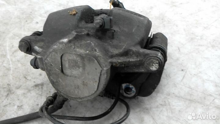 Суппорт передний правый Mercedes-Benz E-Класс