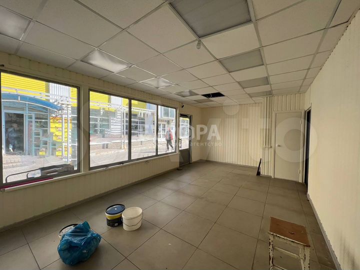 Торговая площадь, 28 м²