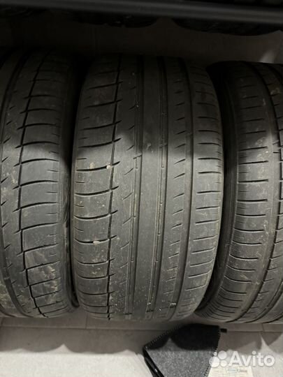 Triangle Sports TH201 275/40 R20