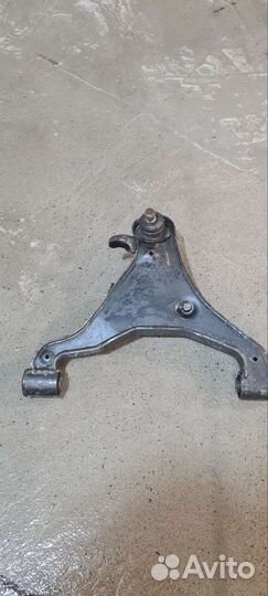 Рычаг передний левый nissan pathfinder R51 вилы