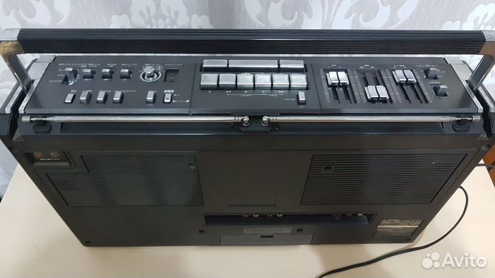 Магнитола Sharp GF-505 SB