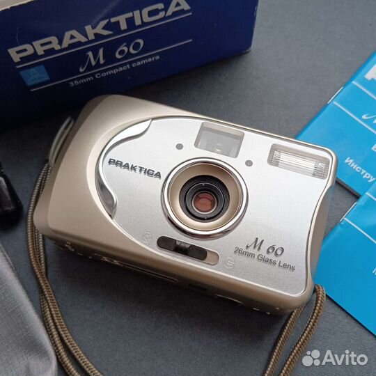 Плёночный фотоаппарат Praktica M60