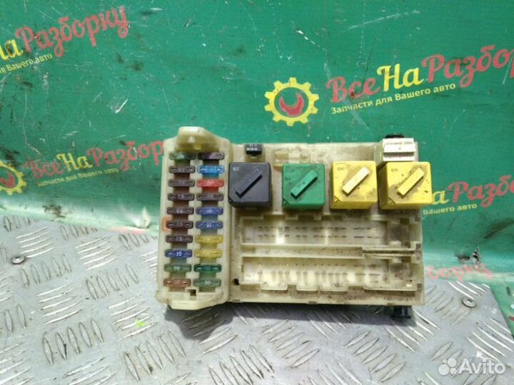 Блок предохранителей Ford Mondeo 1 лифтбек