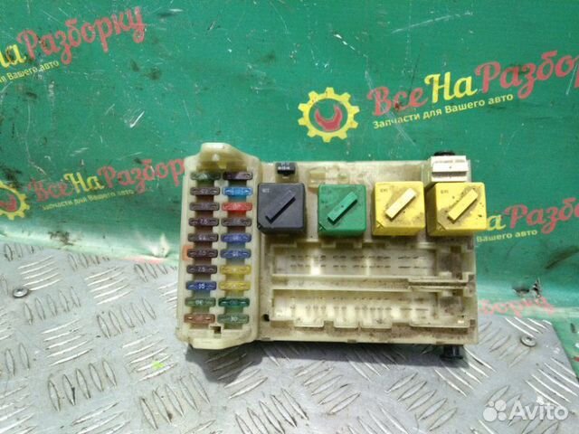 Блок предохранителей Ford Mondeo 1 лифтбек