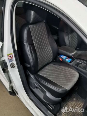 Автомобильные чехлы на Skoda Karog (Aktiv)