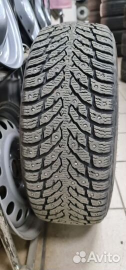 Nokian Tyres Hakkapeliitta 9 215/55 R17