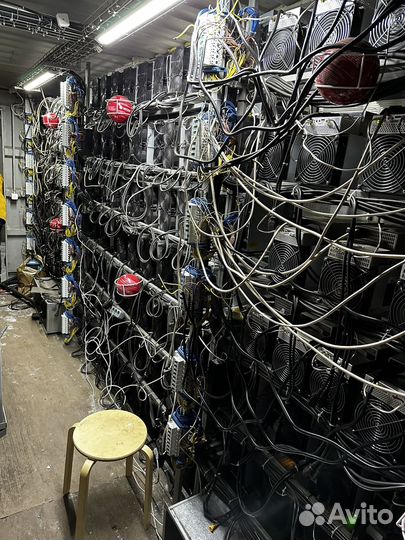 Асик Майнер Bitmain Antminer S19 J Pro 104 Майнинг