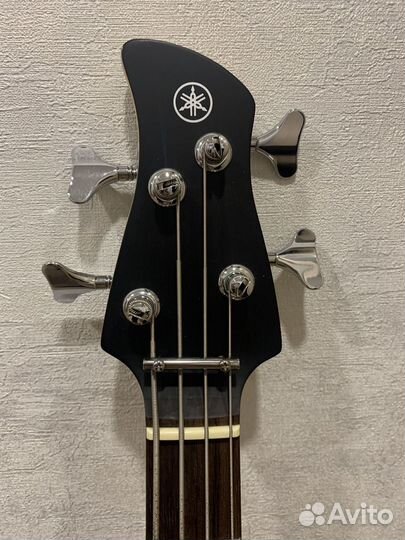 Бас гитара Yamaha trbx174 black