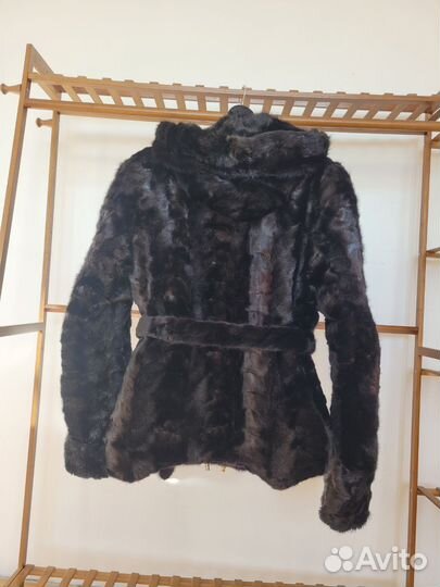 Шуба женская натуральная 48 50