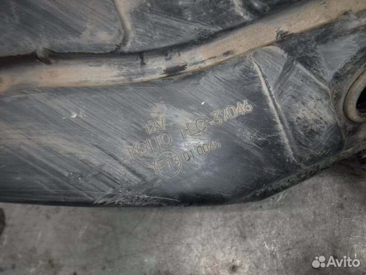 Бачок омывателя Mitsubishi Pajero 3 6G74 2001