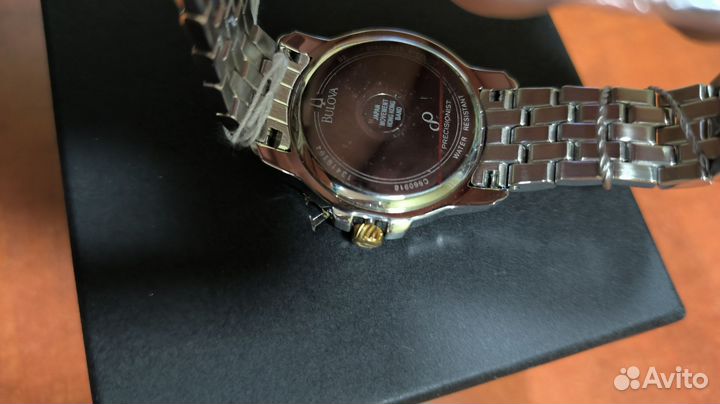 Часы женские bulova 98М112