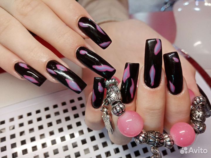 Наращивание ногтей