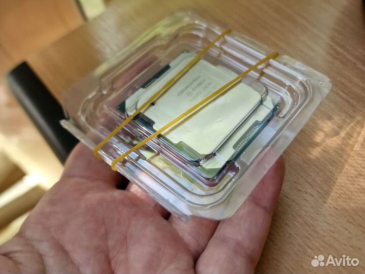 Процессор Intel Xeon E5-2630 v4