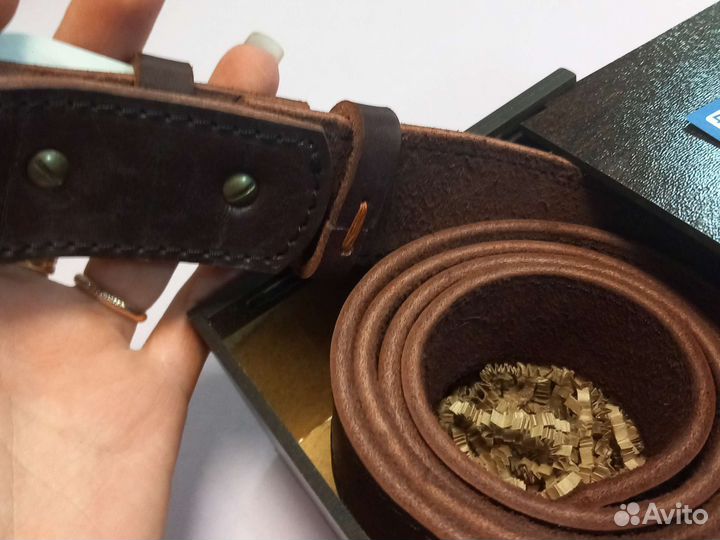 Мужской кожаный ремень