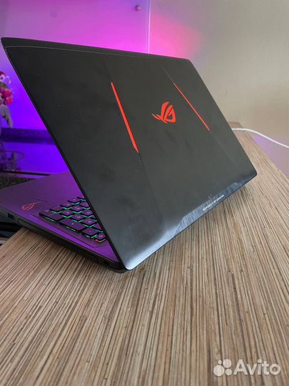 Asus Rog Strix/i5/GTX 1050/Ssd+HDD